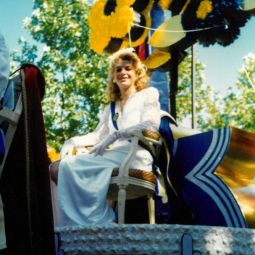 B�atrice JAUD miss Saumur 1990, 79Z � AMS